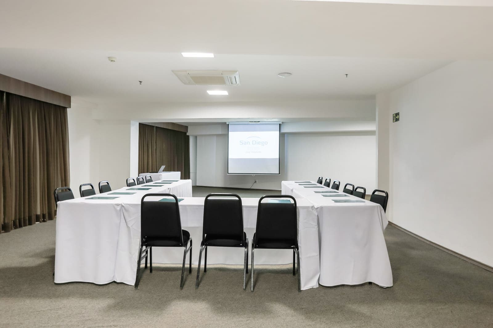 Auditório San Diego - Vista da sala de conferências